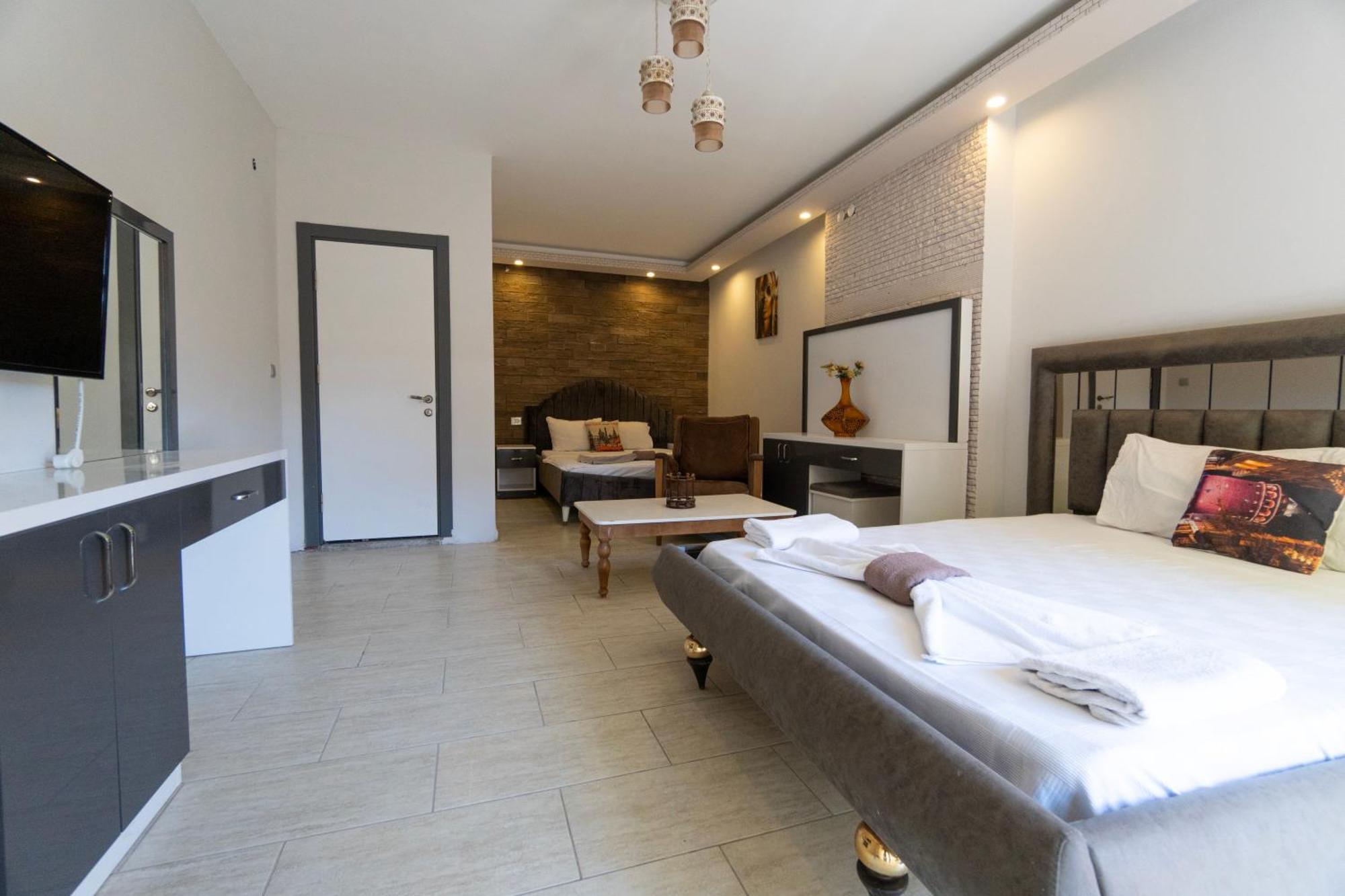 Stone House Butik Otel Smirne Esterno foto