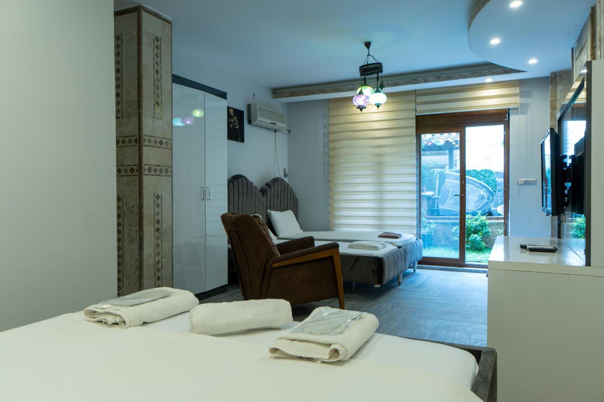 Stone House Butik Otel Smirne Esterno foto