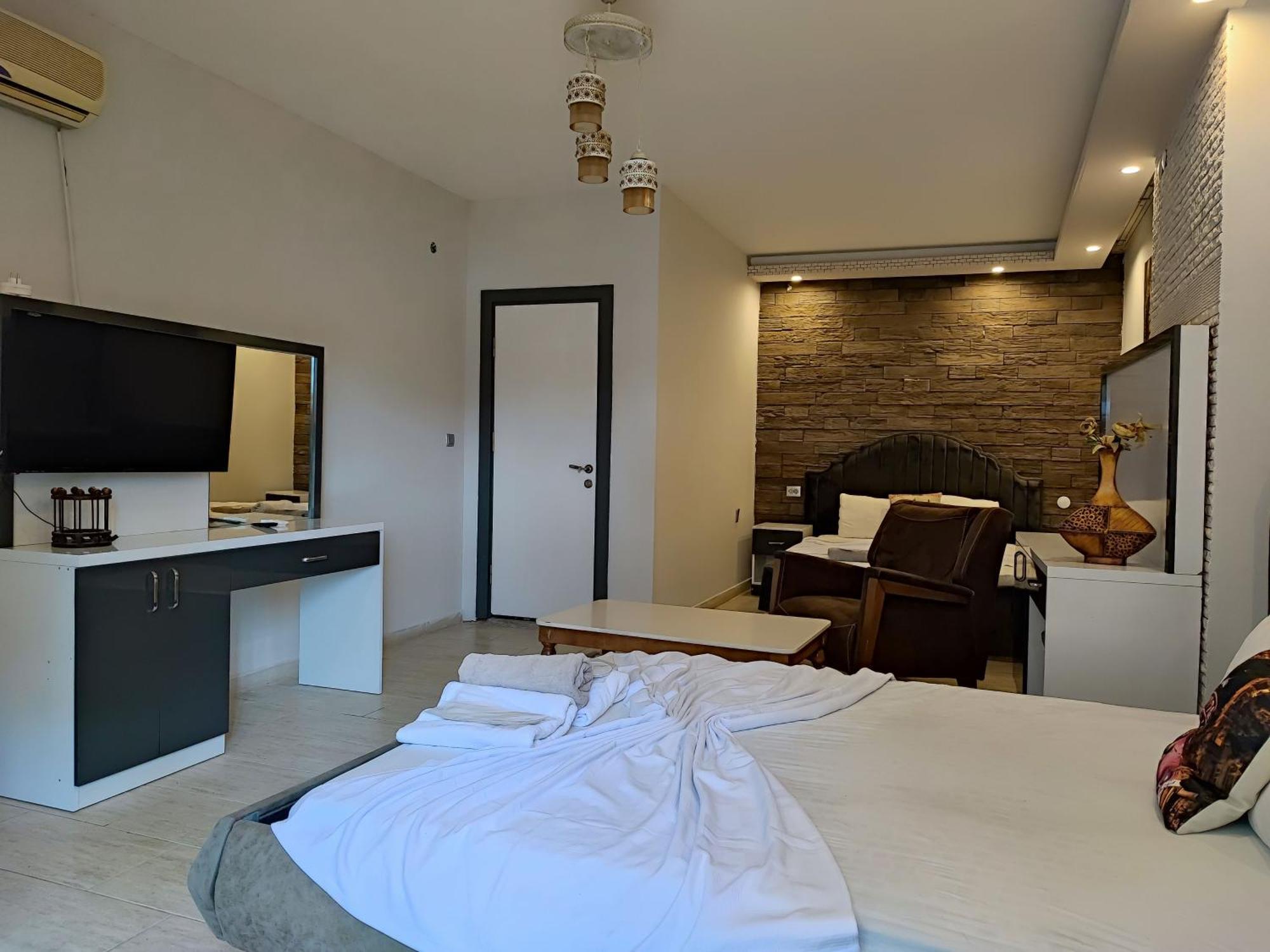 Stone House Butik Otel Smirne Esterno foto